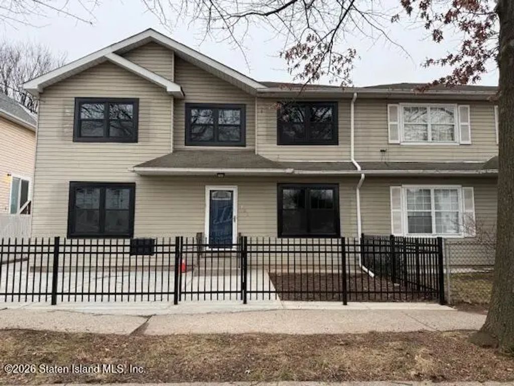 133 Northfield Avenue, Staten Island