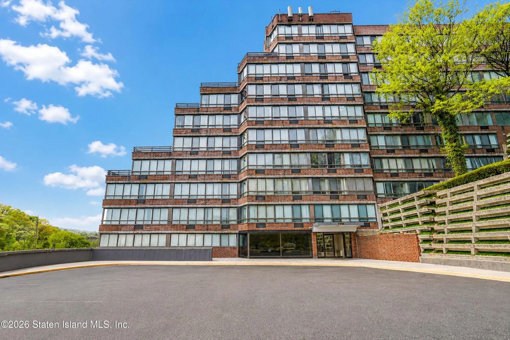 755 Narrows Road 506, Staten Island