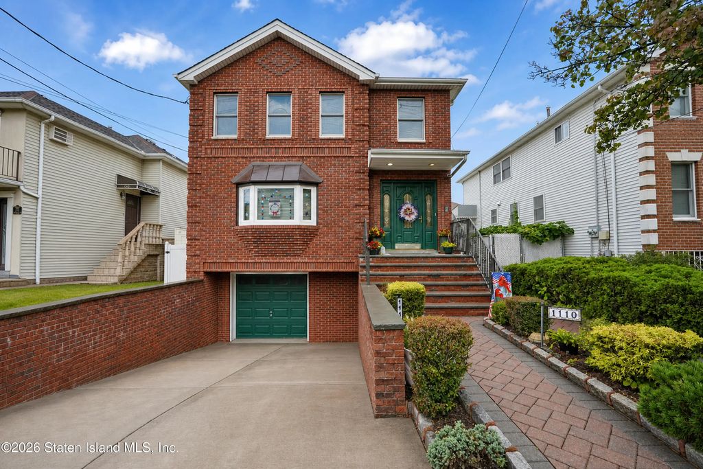 1110 Arden Avenue, Staten Island