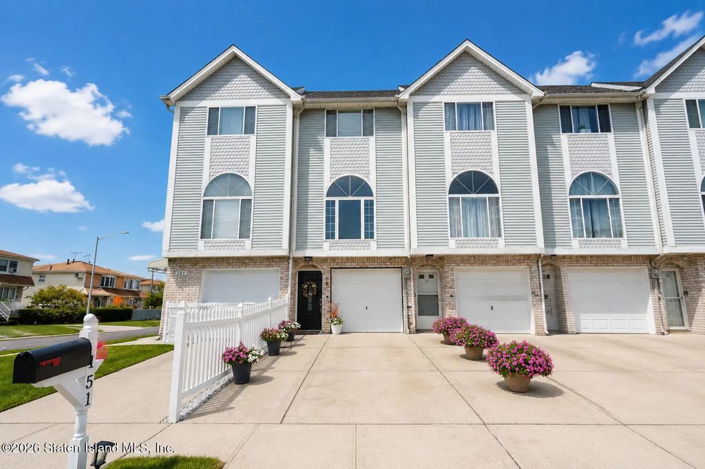 151 Crossfield Avenue, Staten Island