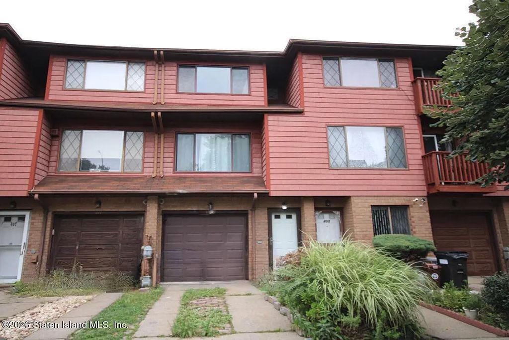405 Maryland Avenue, Staten Island