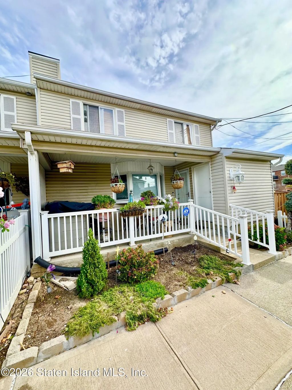 39 Leo Street, Staten Island