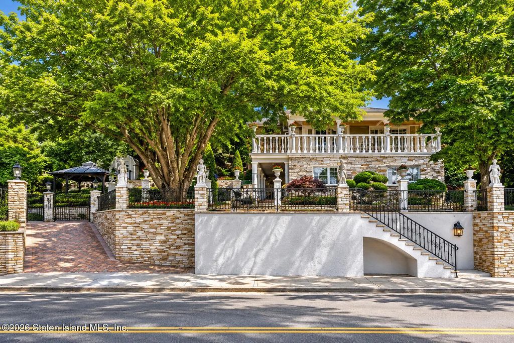 1807 Richmond Road, Staten Island