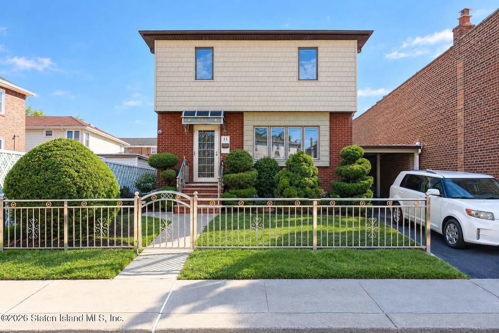 11 Austin Avenue, Staten Island