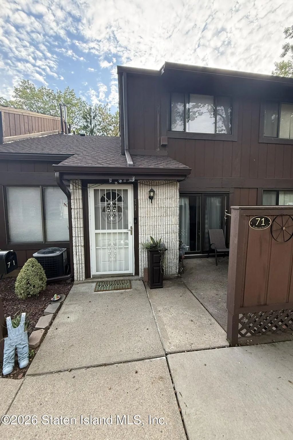 71 Rumson Road, Staten Island