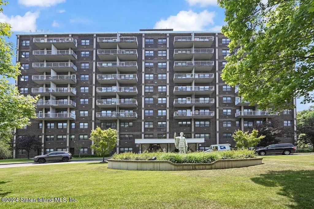 1100 Clove Road 5b, Staten Island