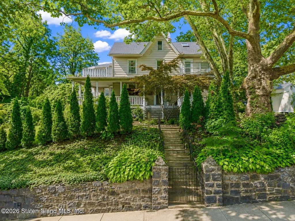168 Cebra Avenue, Staten Island