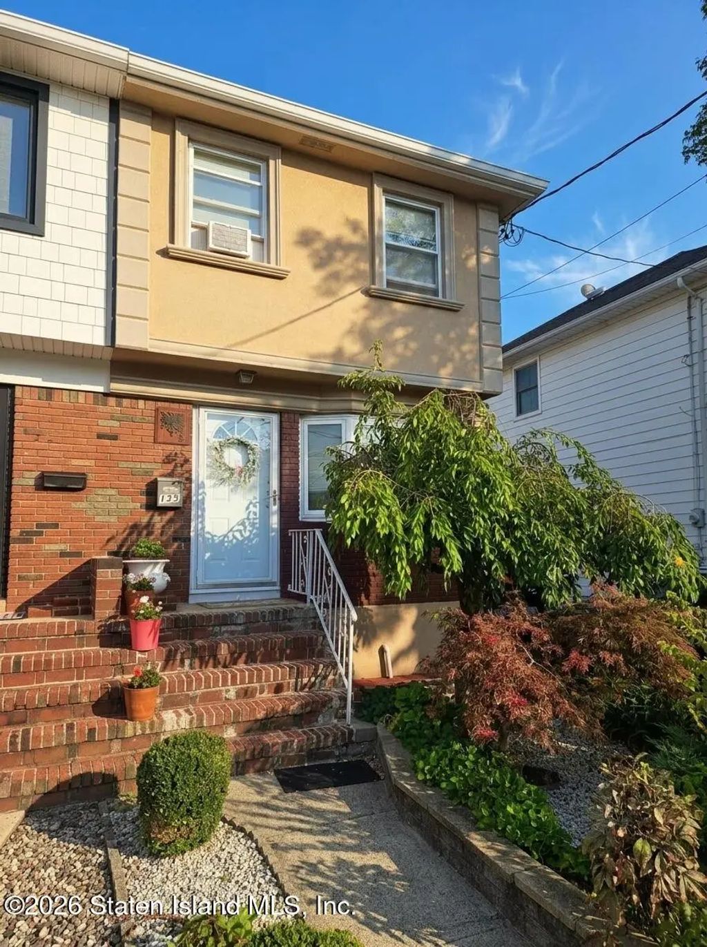 135 Reid Avenue, Staten Island