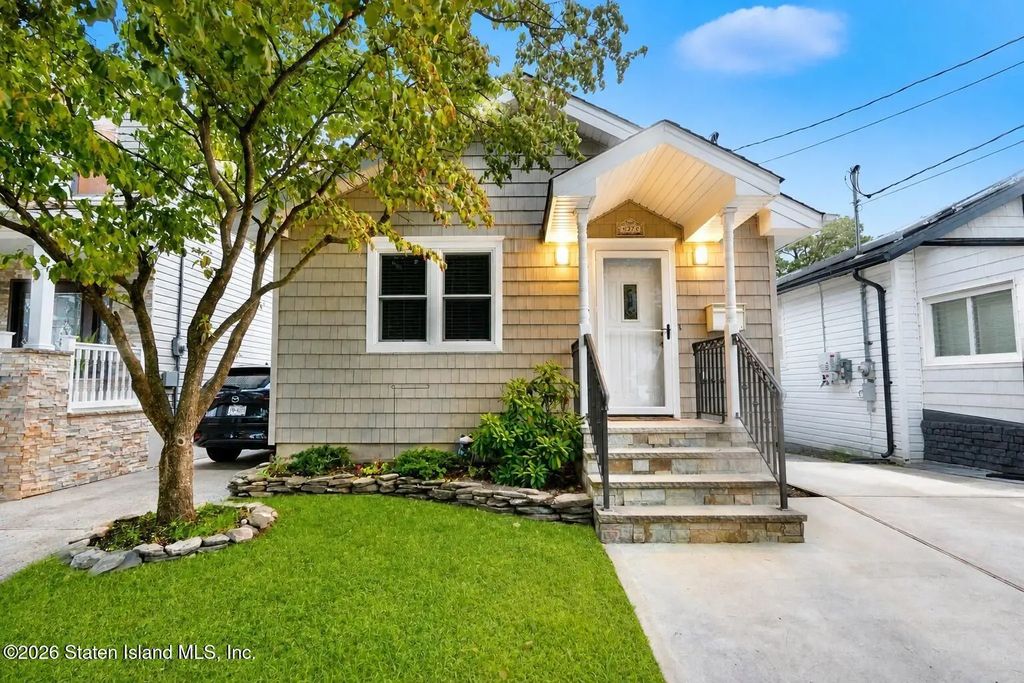 37 Sprague Avenue, Staten Island