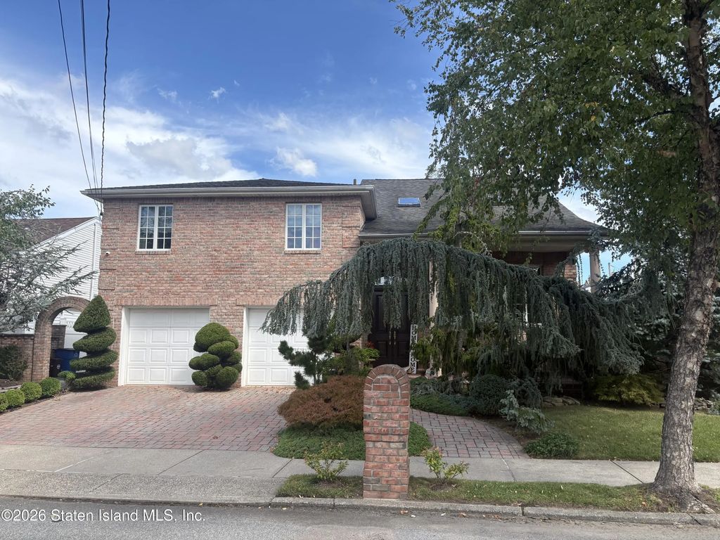 337 Thomas Street, Staten Island