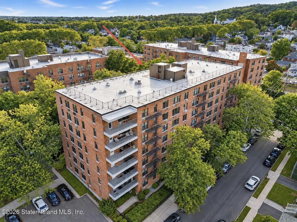100 Colfax Avenue 4b, Staten Island