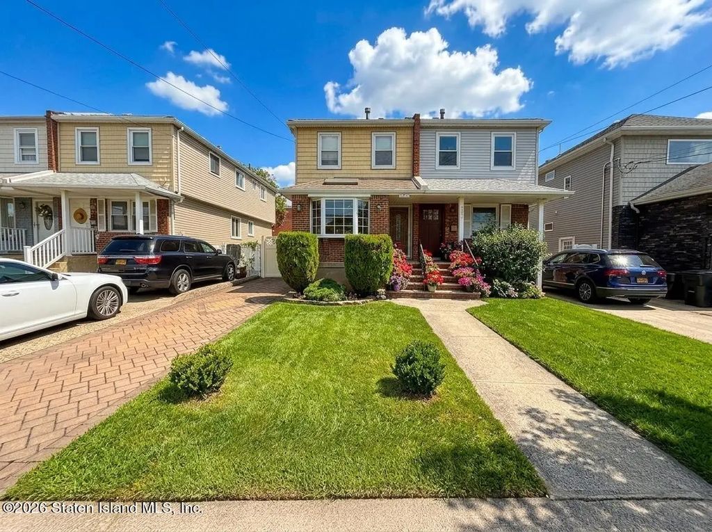 189 Ridgewood Avenue, Staten Island