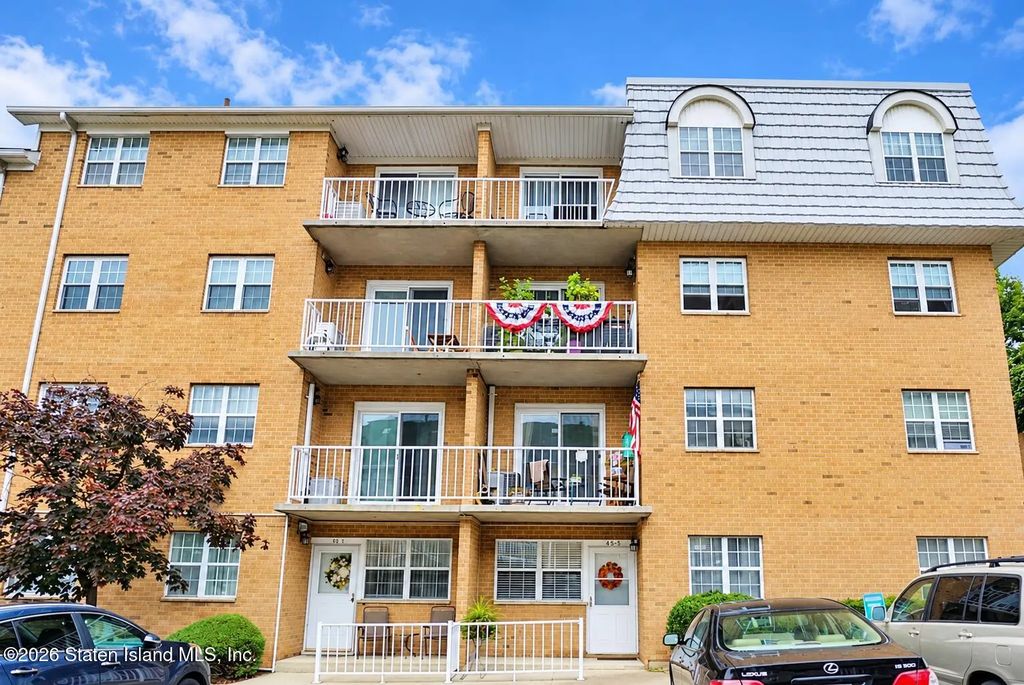 65 Elmwood Park Drive 5, Staten Island
