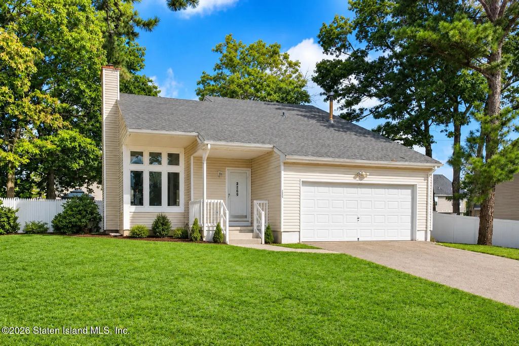 269 Privateer Road, Manahawkin