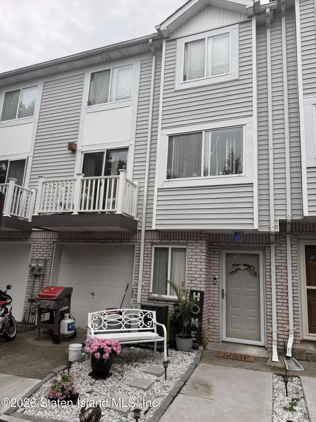 52 Sable Loop, Staten Island