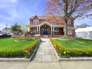 239 Sycamore Street, Staten Island, NY