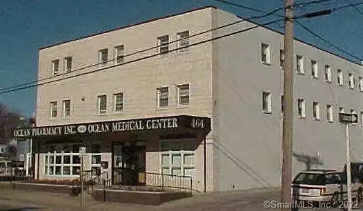 464 Ocean Avenue, New London