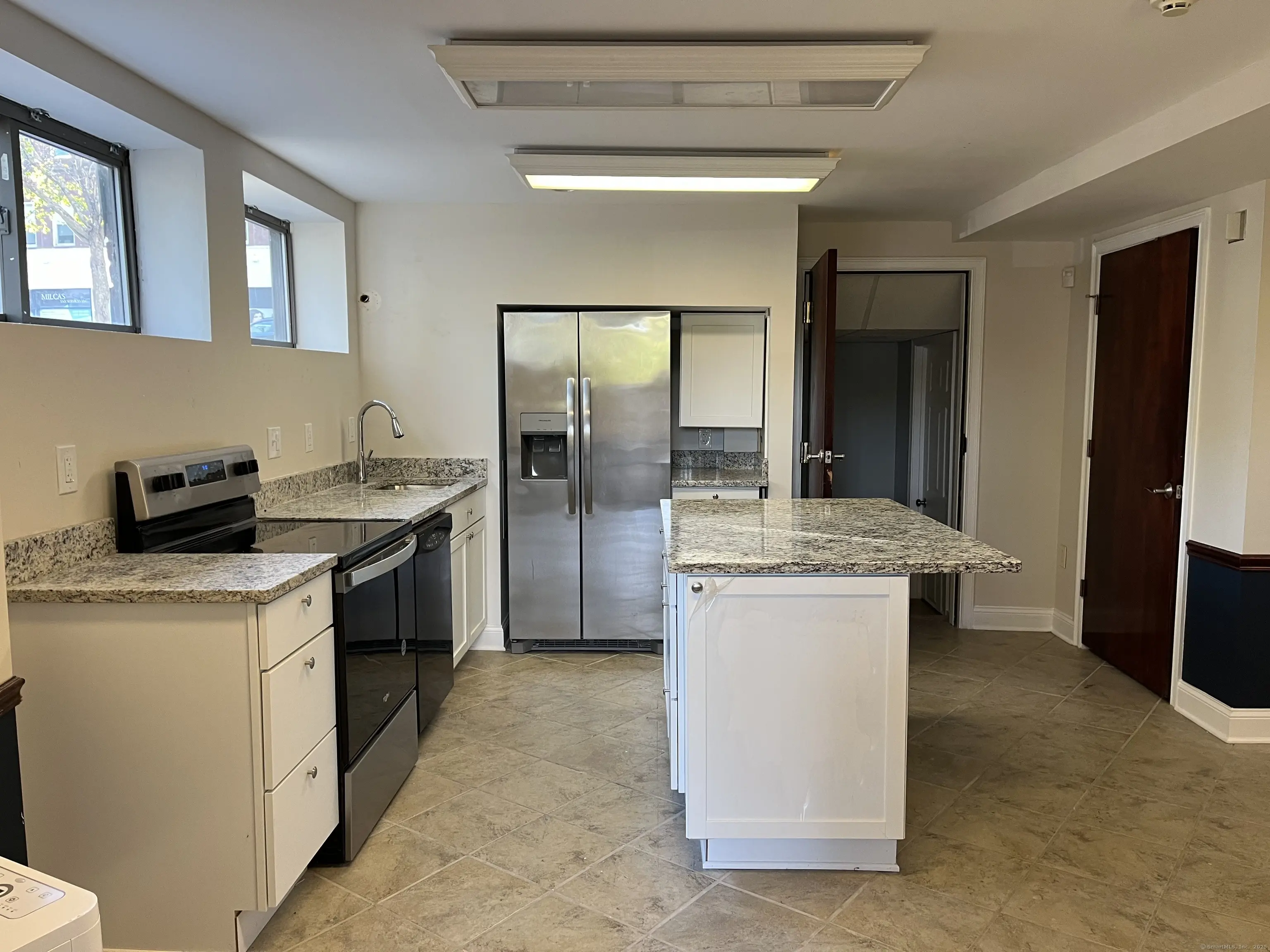 1397-1399 State Street 6, New Haven