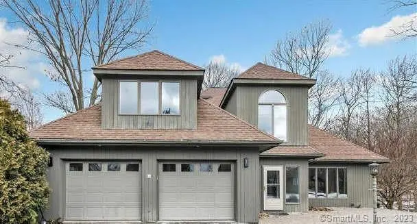 5 Mountain Drive, New Milford