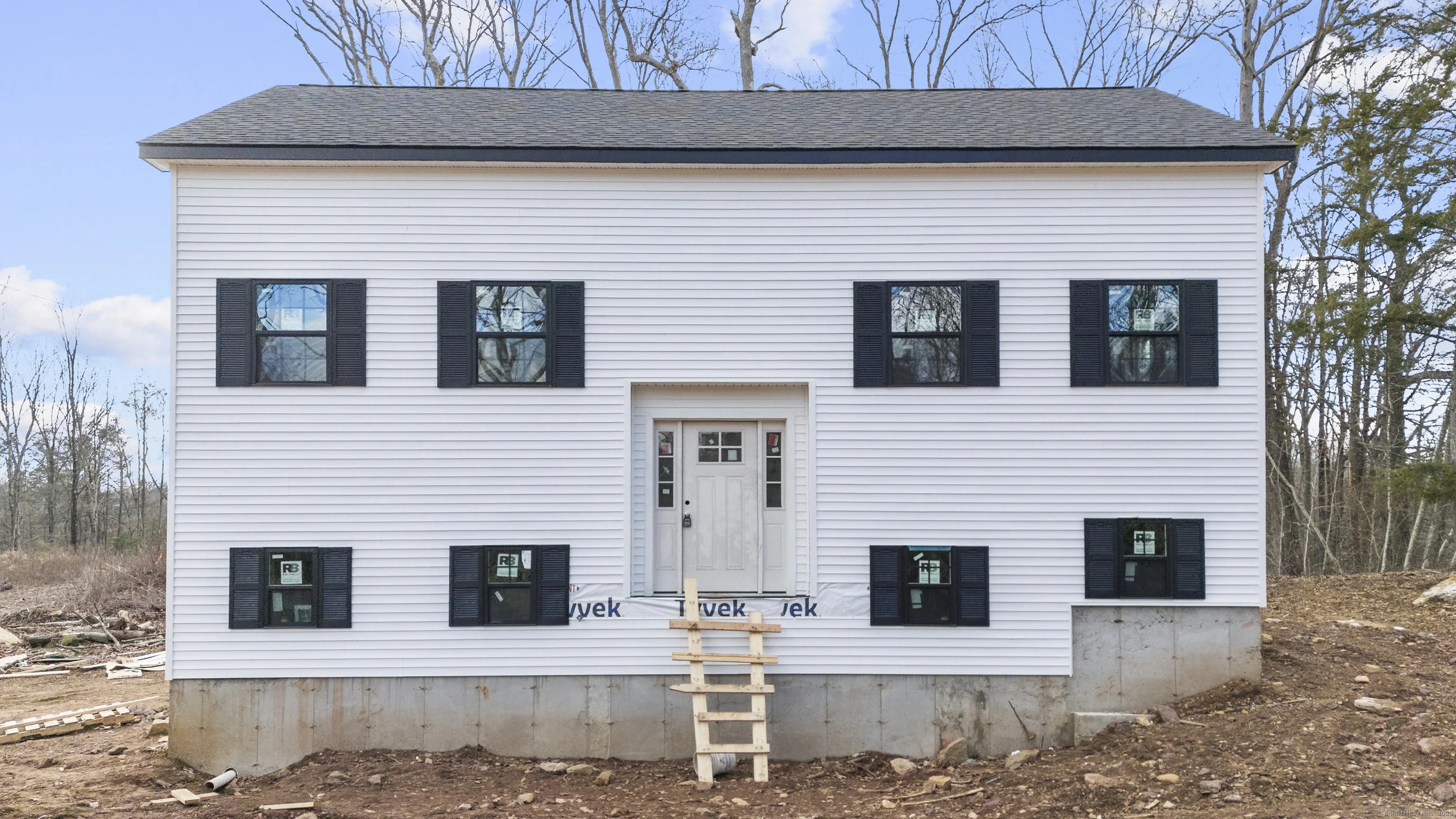 72 Notch Hill Road, North Branford