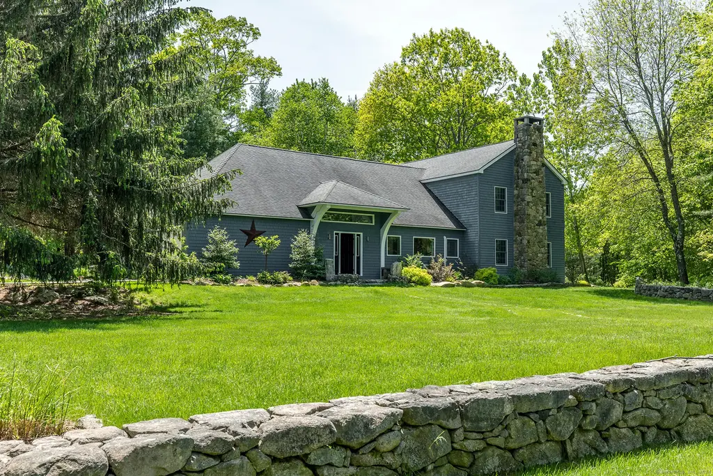 28 Headquarters Road, Litchfield