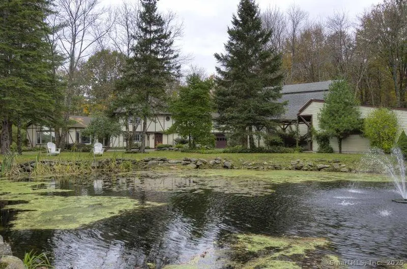 38 Strawberry Ridge, Warren