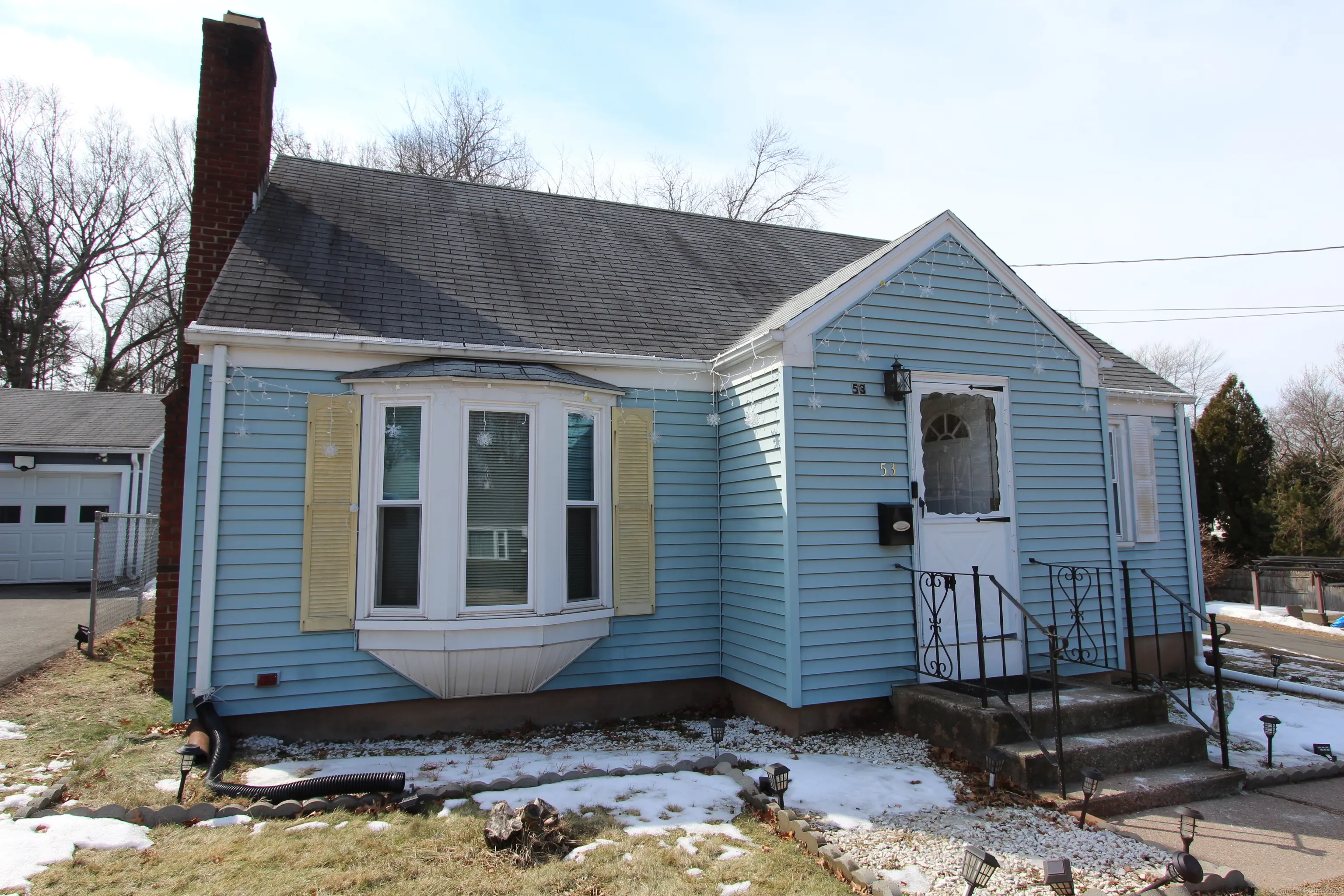 53 Arbutus Street, East Hartford