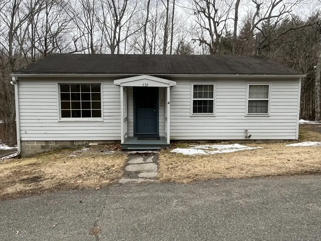 439 Washington Road, Woodbury