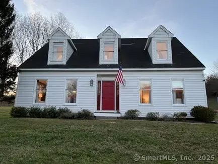 23 Painter Hill Road, Roxbury