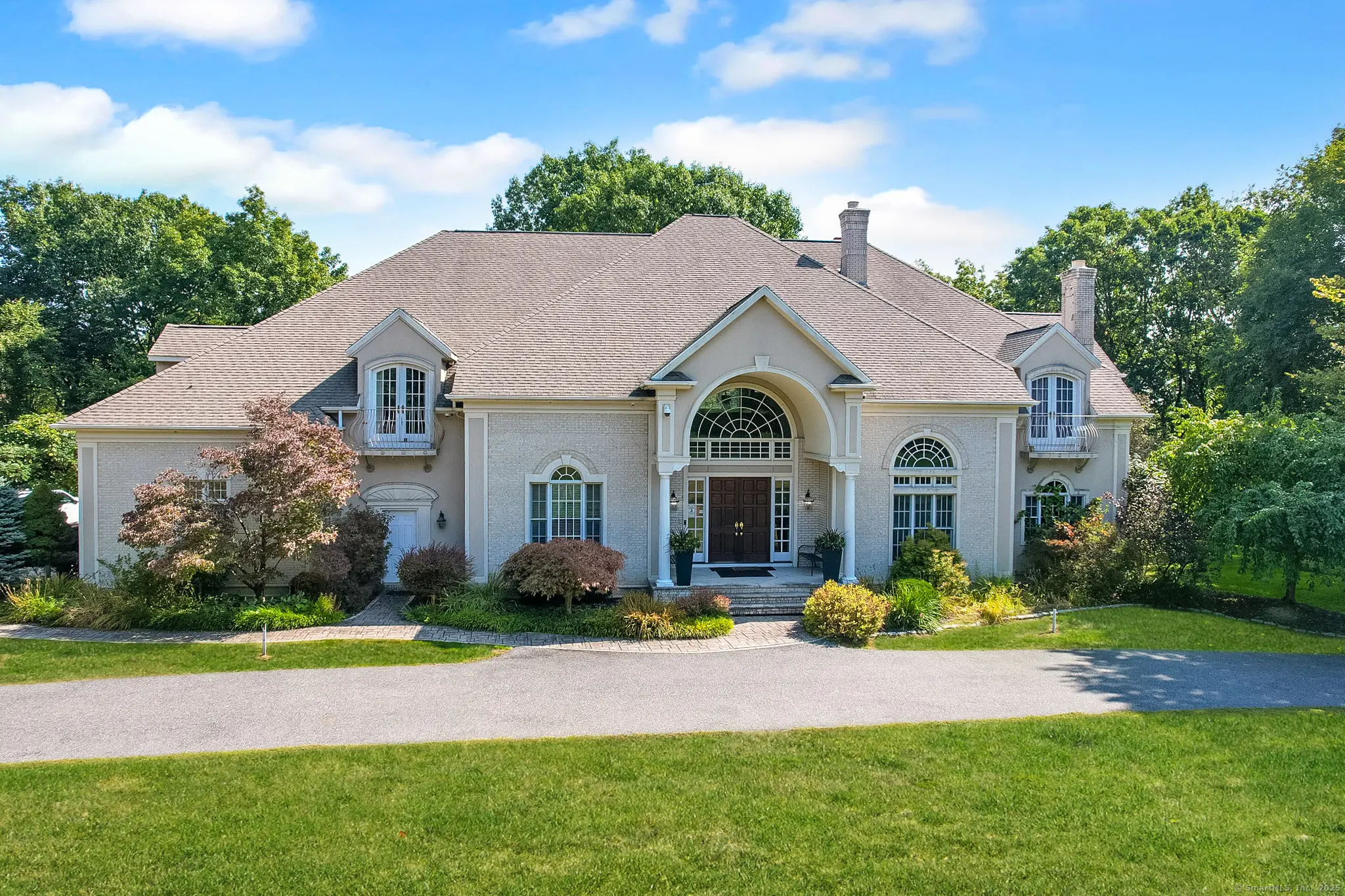 176 Hidden Pond Drive, Watertown