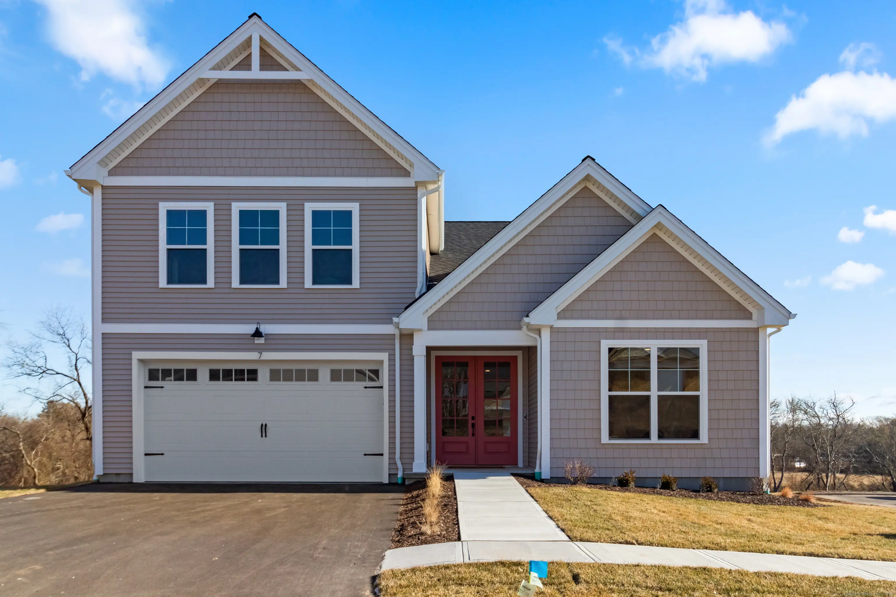 14 Summertime Circle, Stonington