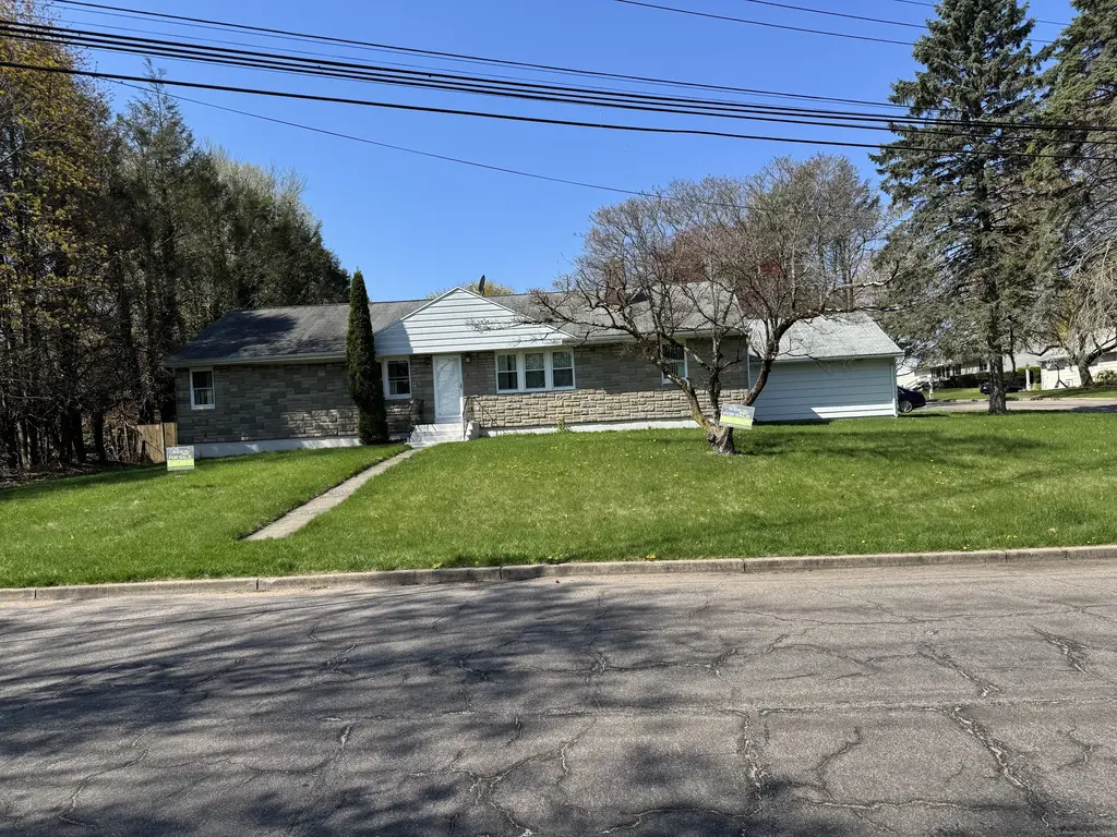 71 Schiller Road, Fairfield