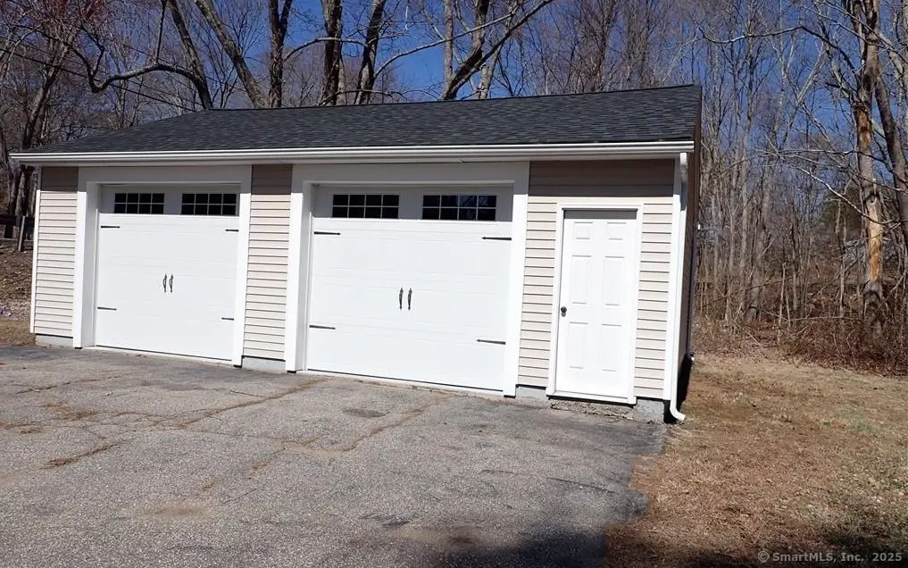 368 Warrenville Road, Mansfield