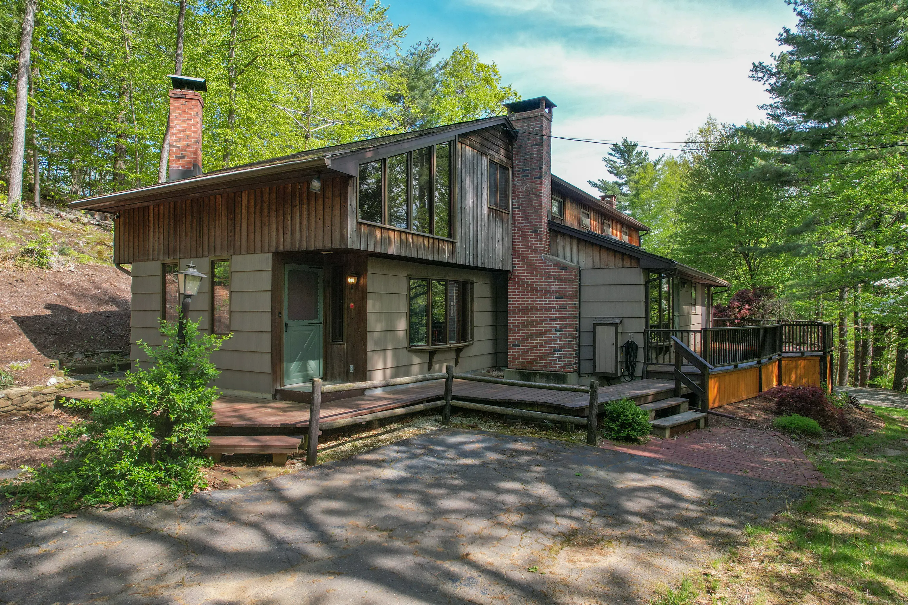 161 Center Hill Road, Barkhamsted