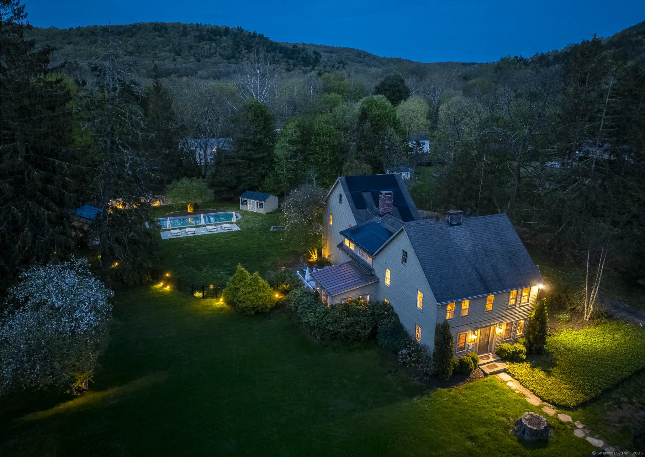43 Gaylord Road, New Milford