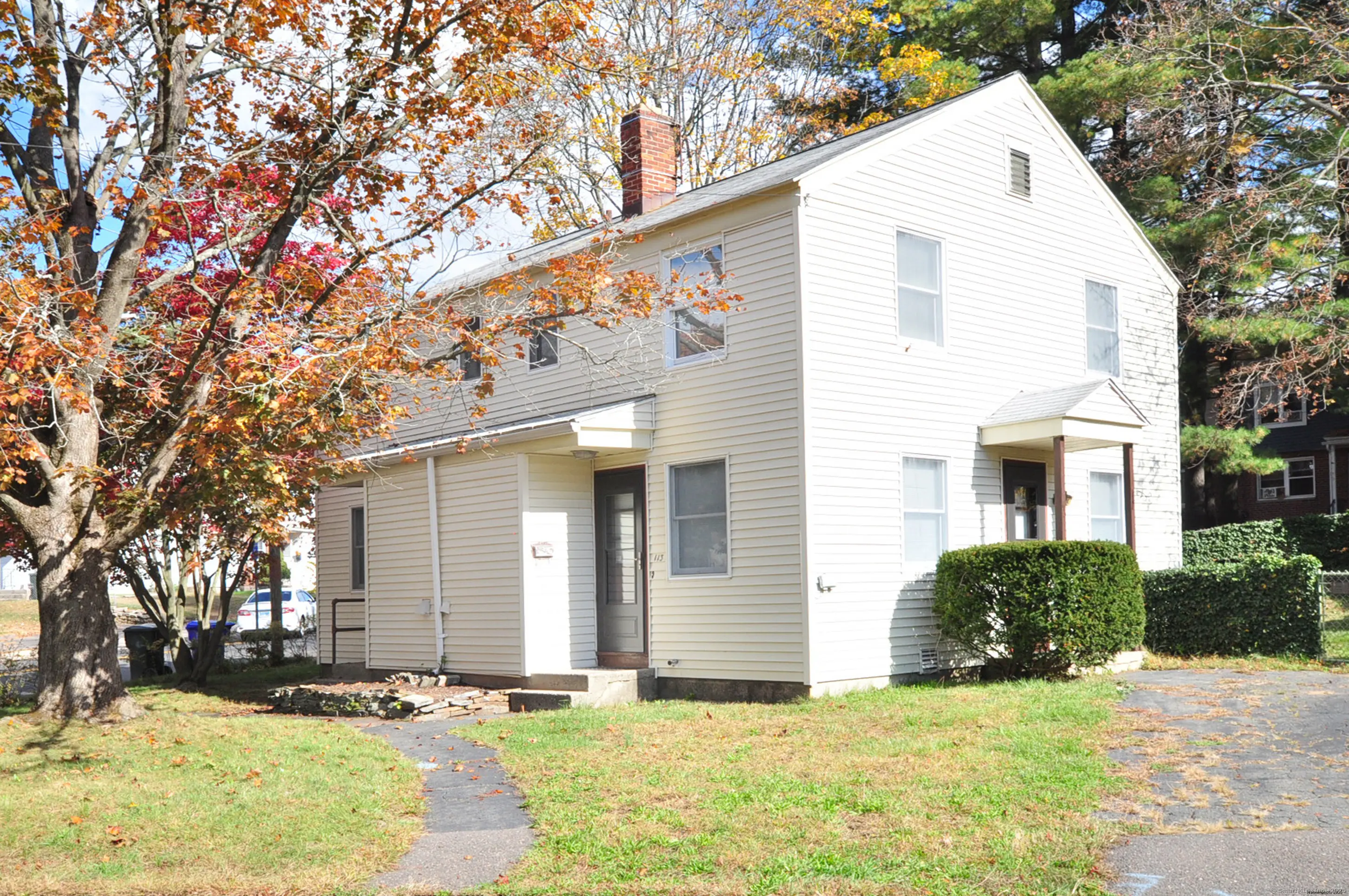 113 Woodlawn Circle, East Hartford