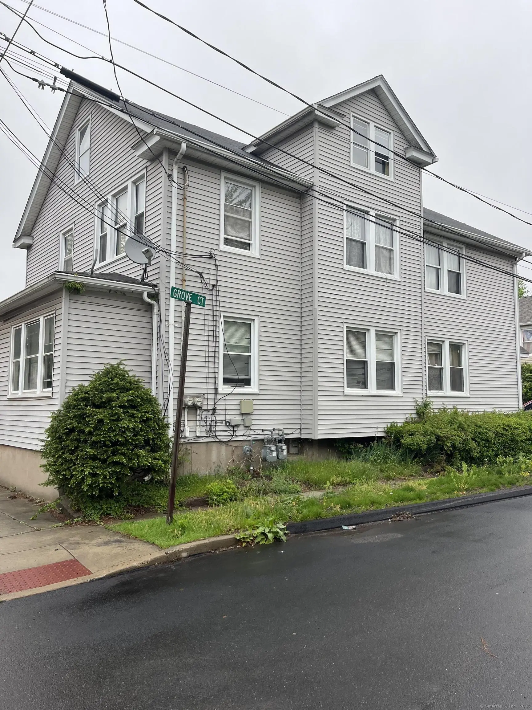 235 Grove Street, Meriden