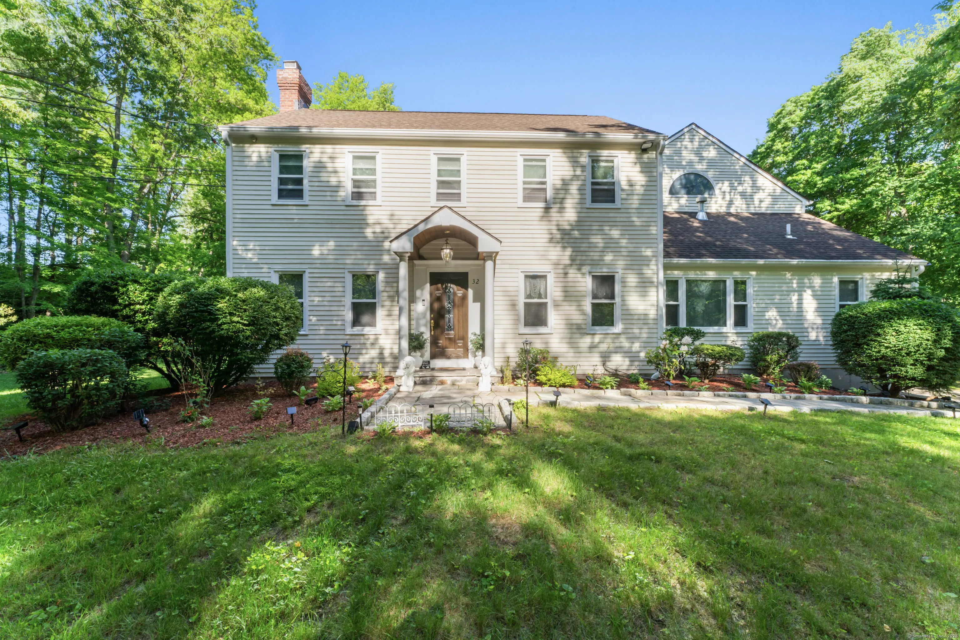 32 Echo Valley Road, Newtown