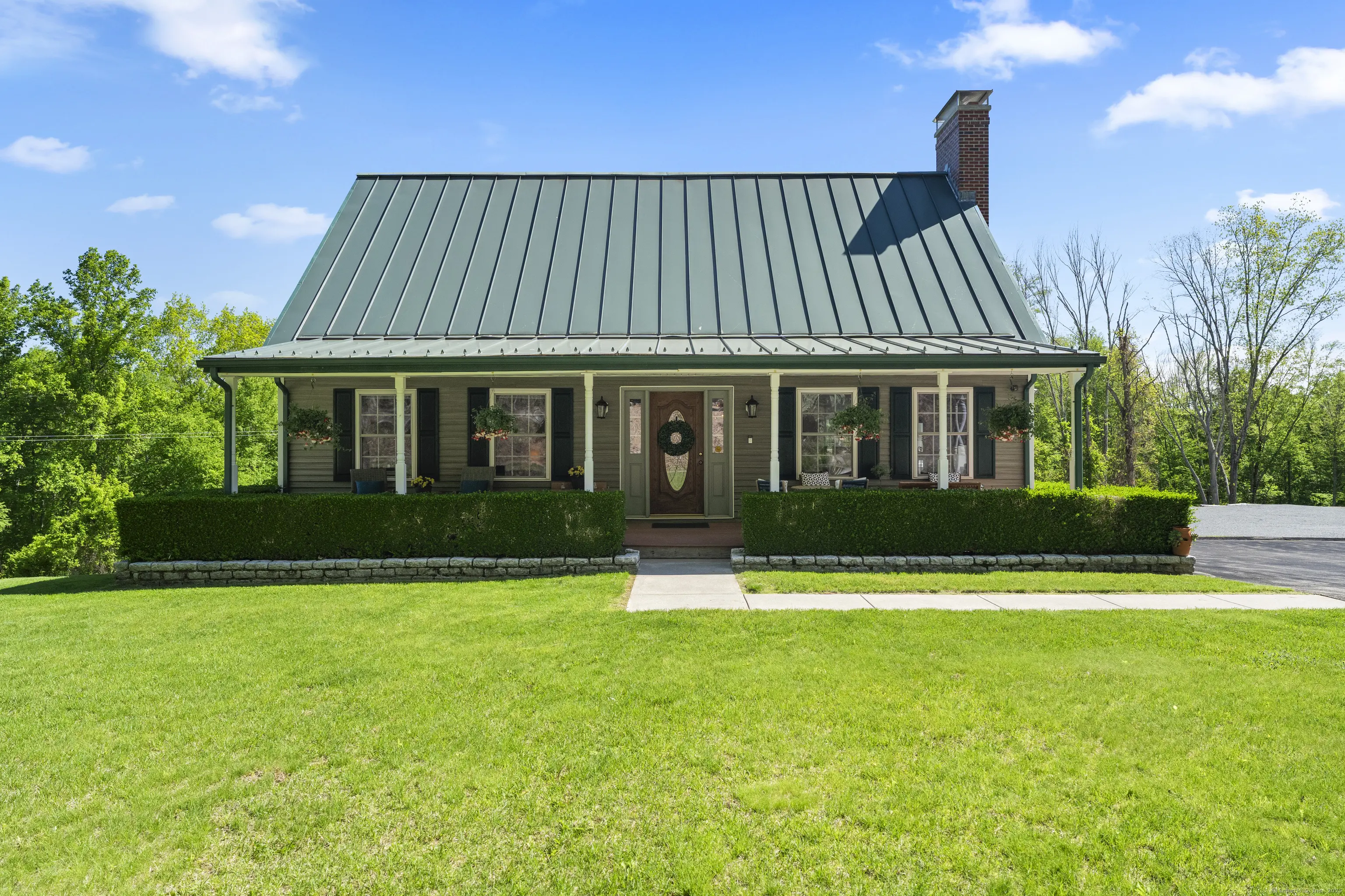 80 Walker Road, Montville