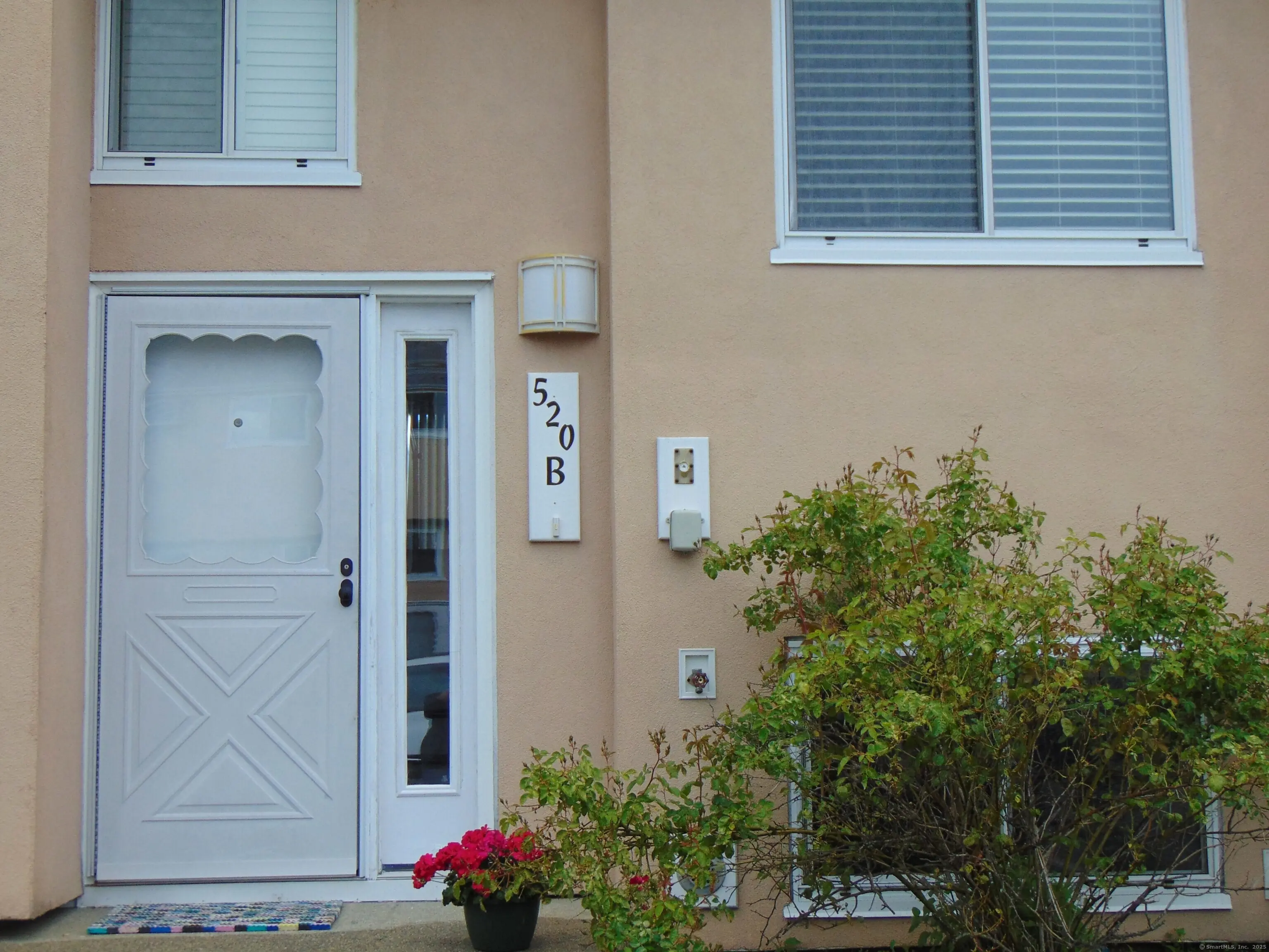 520 Shennecossett Road 2, Groton