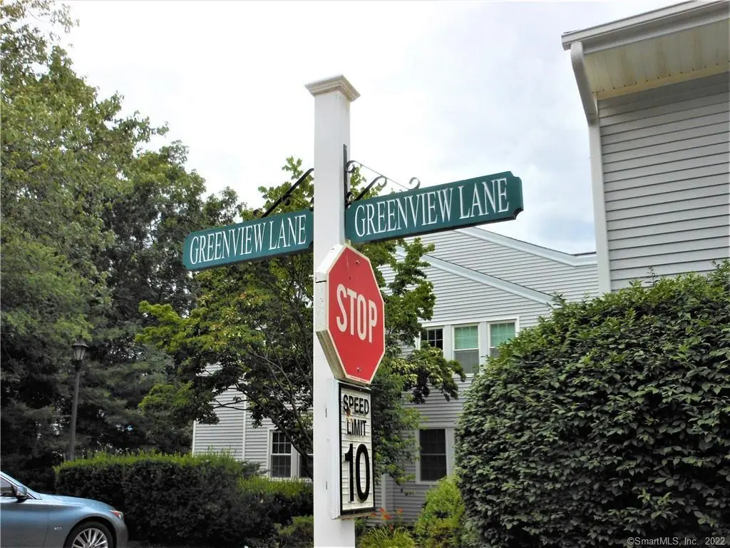 18 Greenview Lane 18, Milford