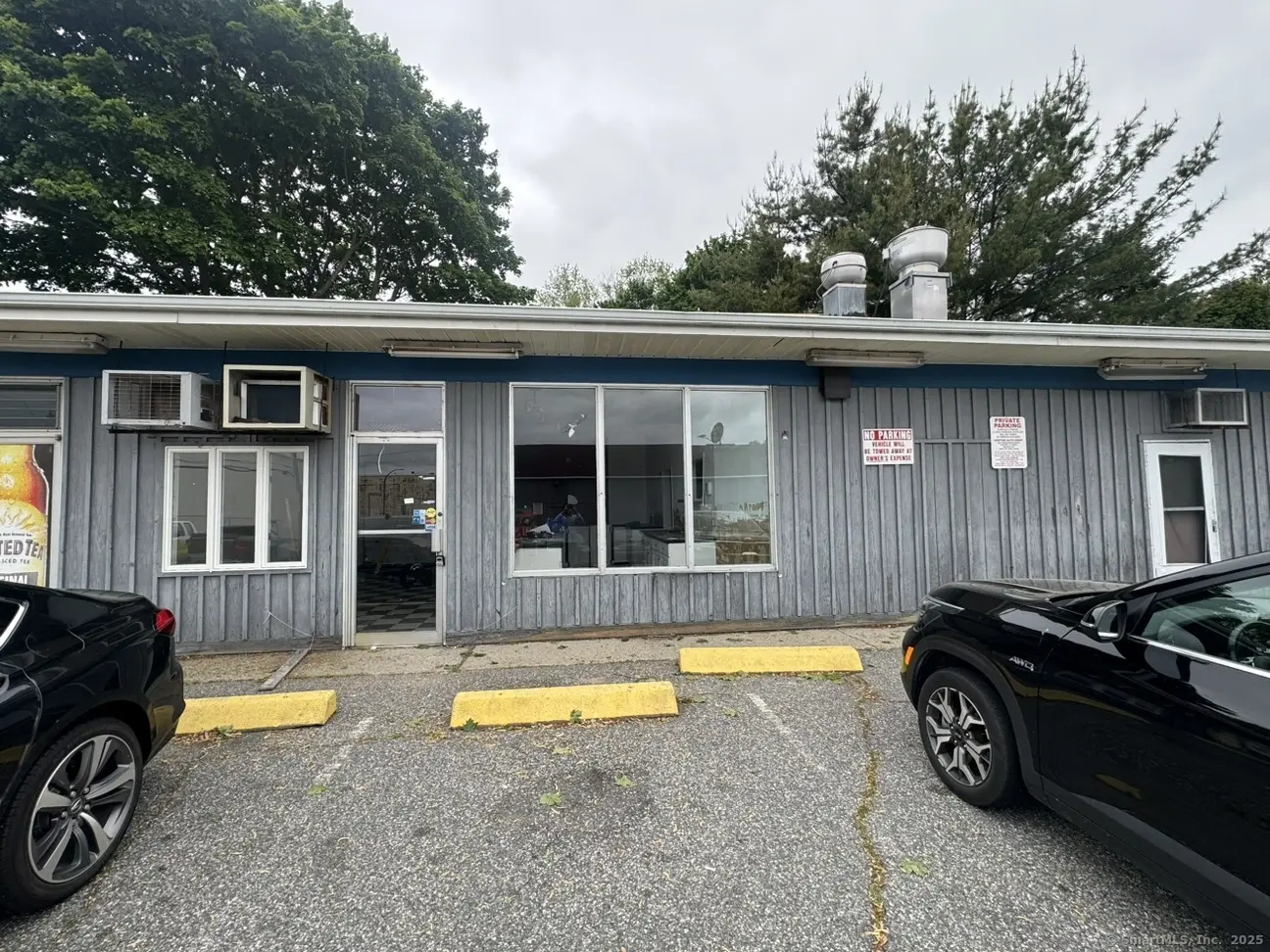 392 Eastern Point Road, Groton