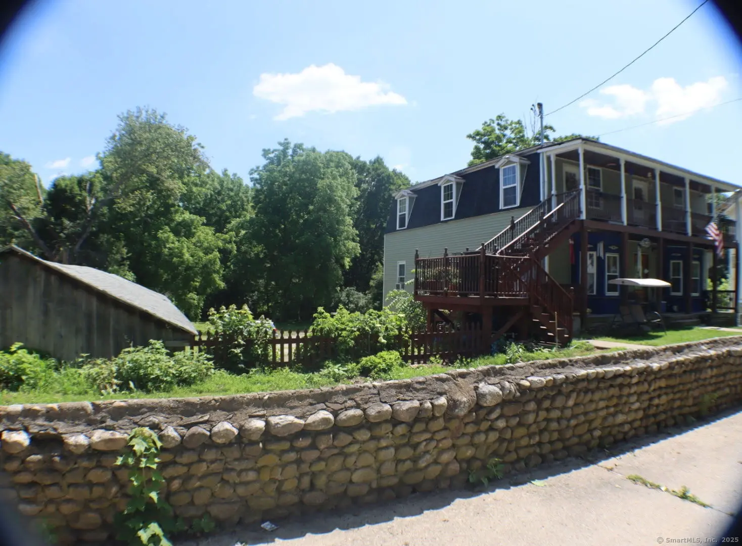 51 Main Street, Thompson