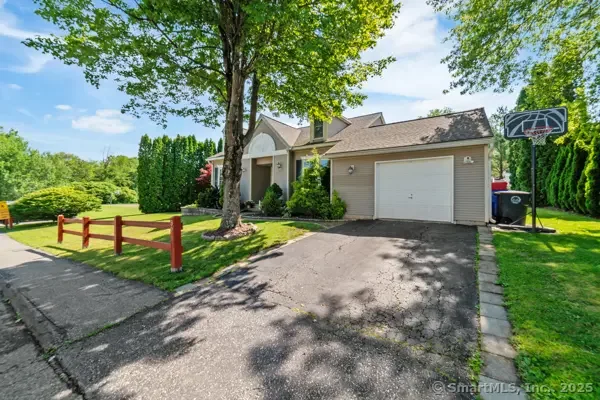 30 Ascot Lane, Torrington