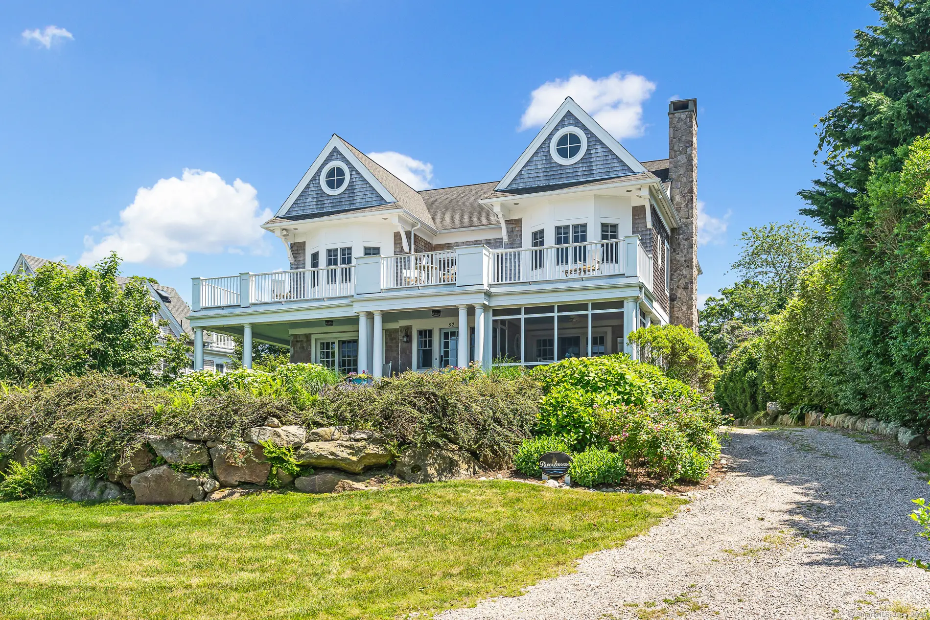 52 Avondale Road, Westerly