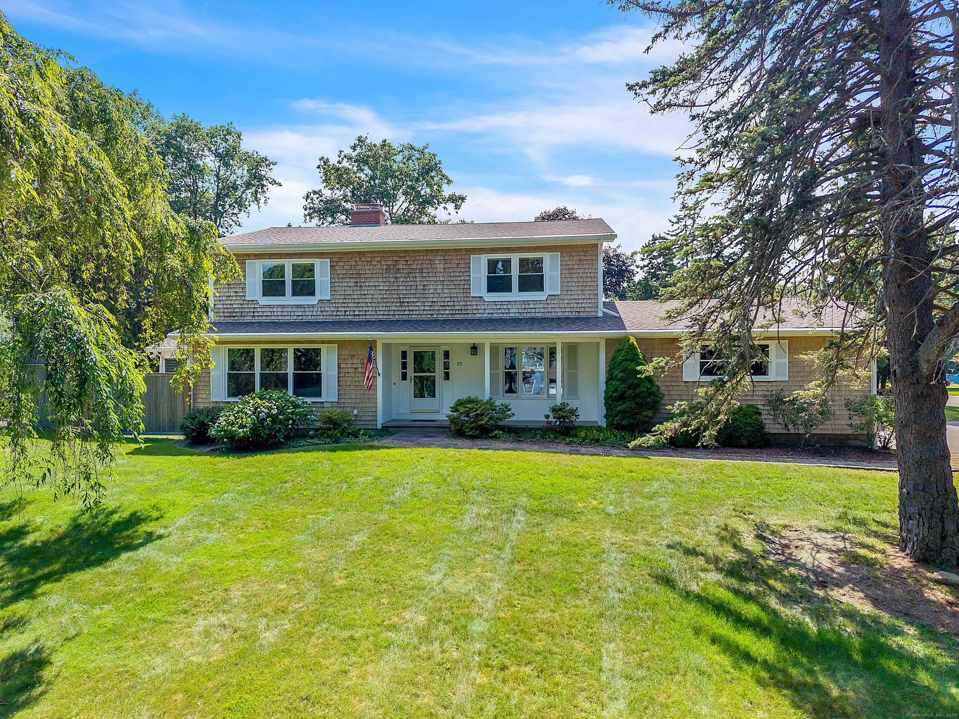 37 Marlin Drive, Groton