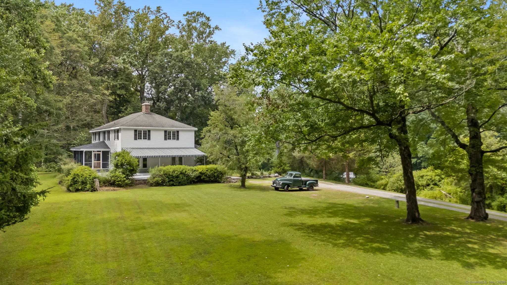 59 Snowberry Lane, New Canaan