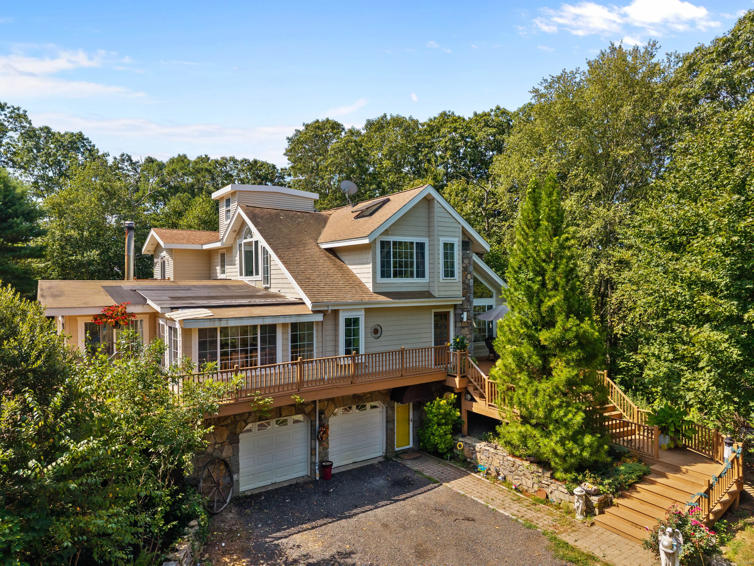 332 Lantern Hill Road, Stonington