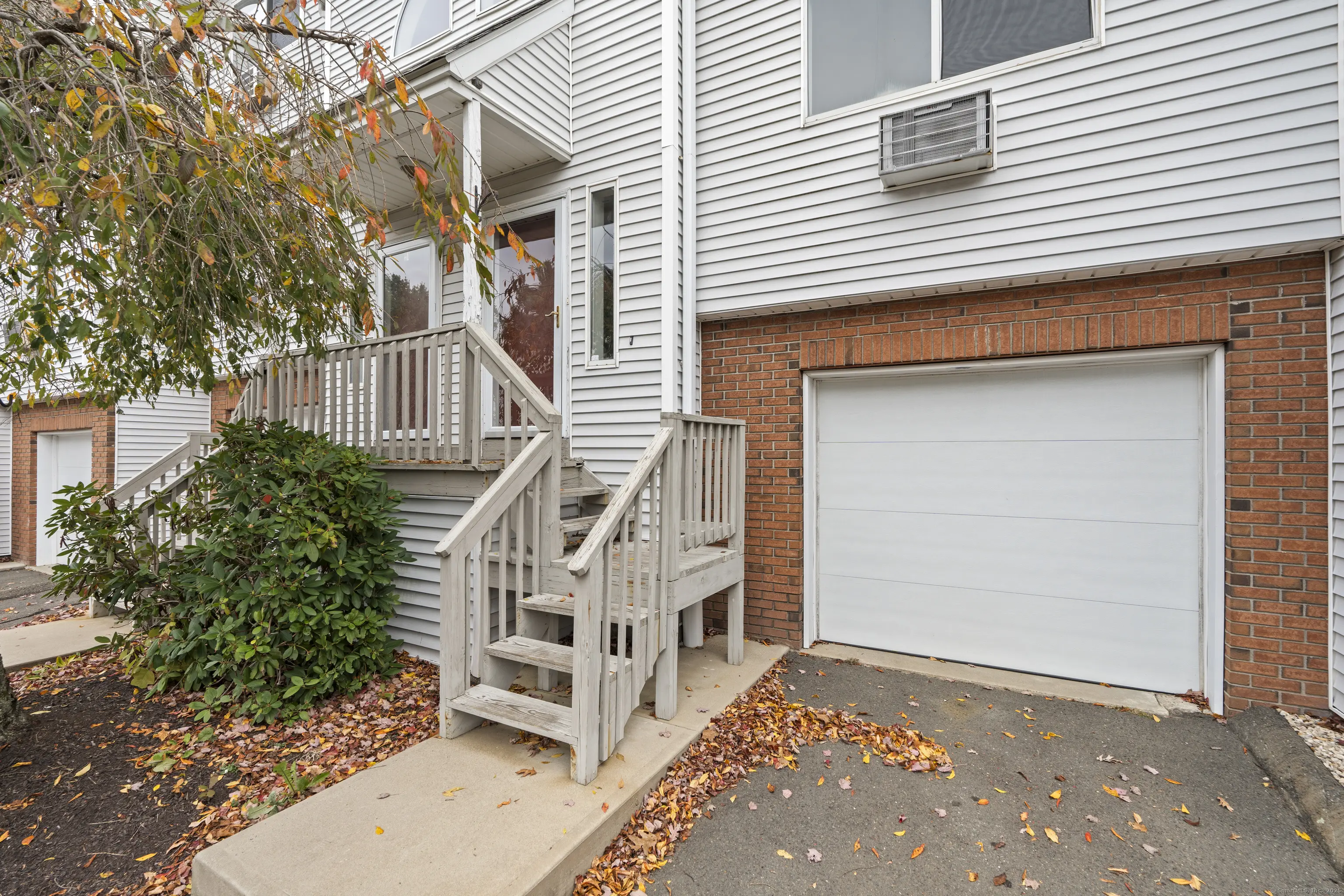 925 Oronoke Road 14f, Waterbury