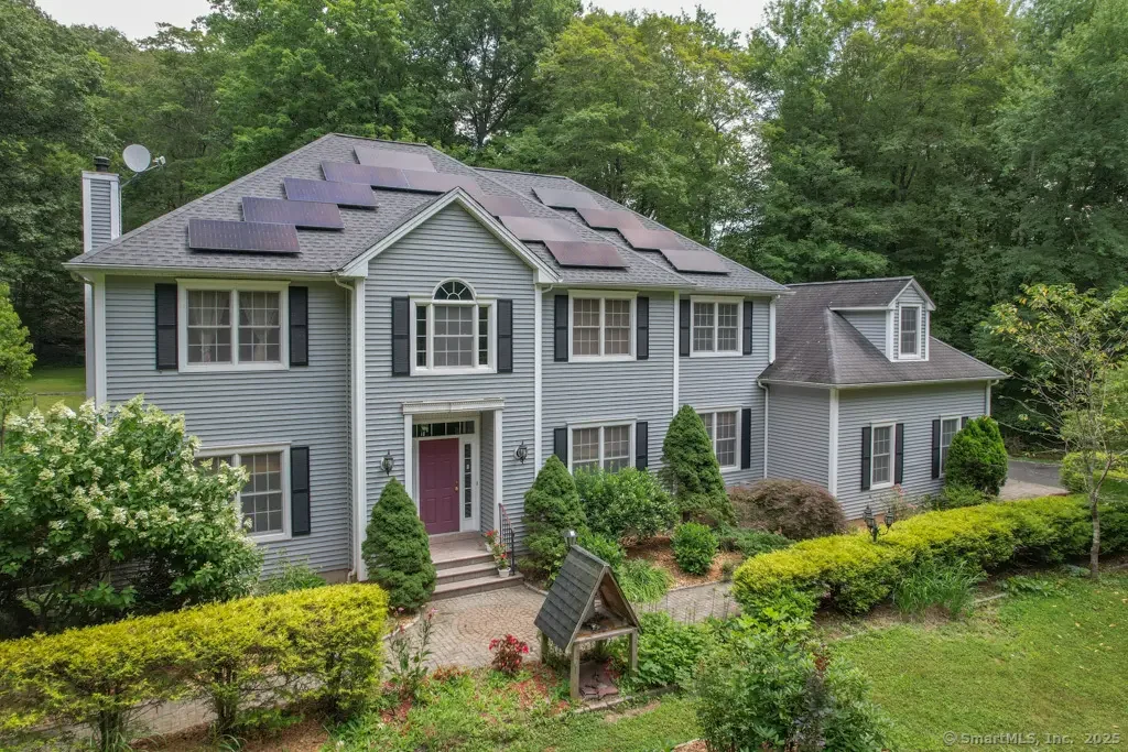 266 Spring Hill Road, Monroe